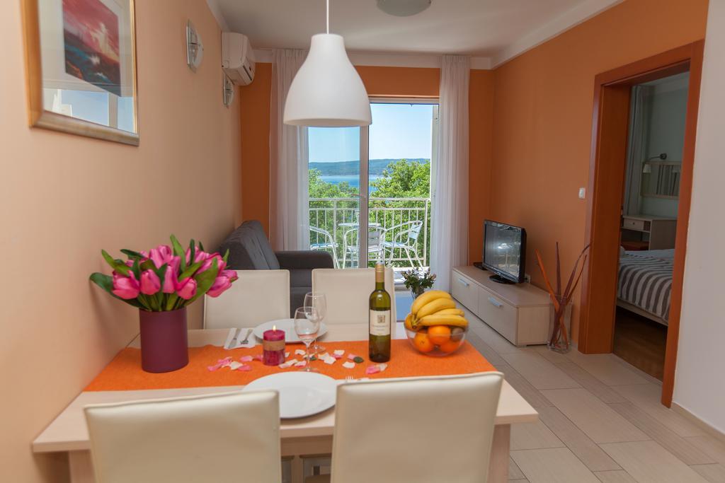 Apartment Ana Selce Extérieur photo