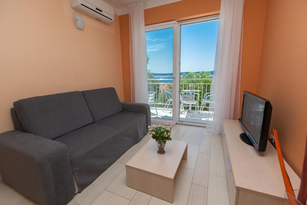 Apartment Ana Selce Extérieur photo